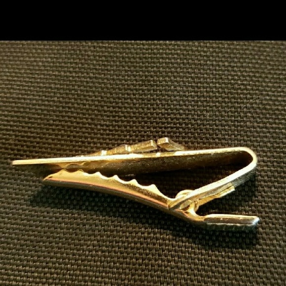 Vintage Unsigned Gold Tone Caliper Tool Tie Clip - Picture 6 of 6